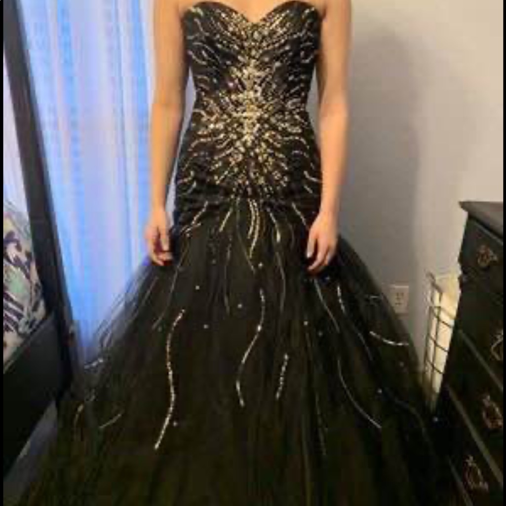 Mermaid Black Prom Dress W Beading & Corset Back